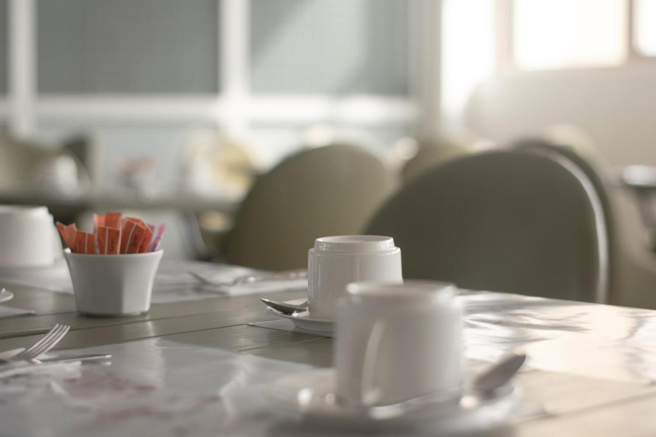 Faya Hotel Douala Luaran gambar